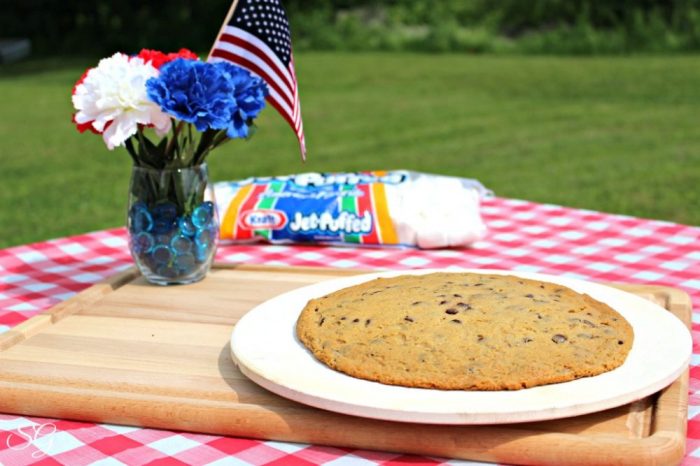 Grilled Dessert - Red, White, and Blue Cookie Pizza, Cookie pizza on pizza stone