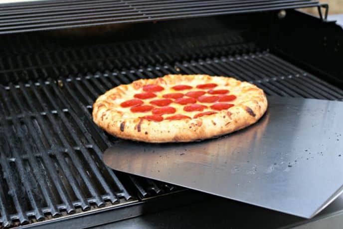 How to Grill a Pizza