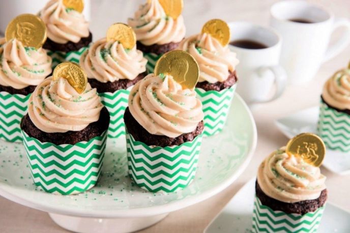 Beer Cupcakes, Guinness beer cupcakes for St. Patrick's Day pastries