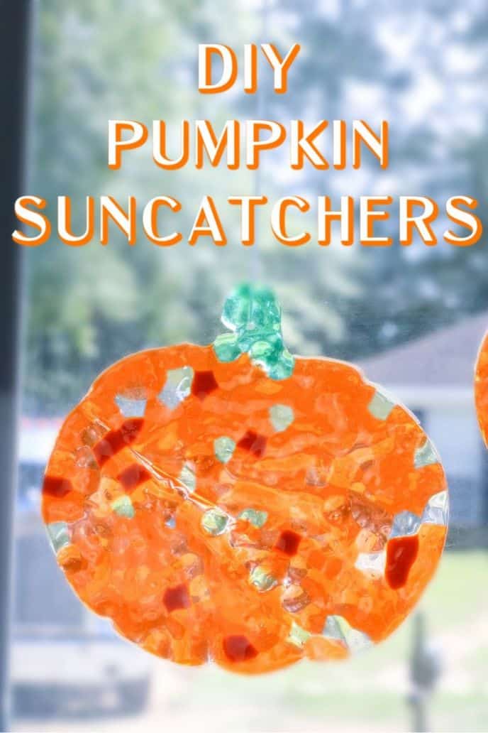 DIY Fall Pumpkin Suncatchers, Pumpkin suncatchers DIY project at home