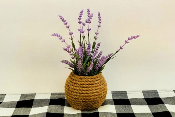 Nautical home decor rope vase with lavender flowers